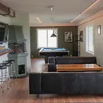 Og Fjordcamping As Maison d'hôtes Ulsvåg