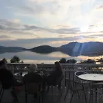 Og Fjordcamping As 3* Ulsvåg