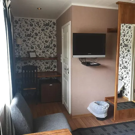 Ulvsvåg Og Fjordcamping As Gjestgiverier