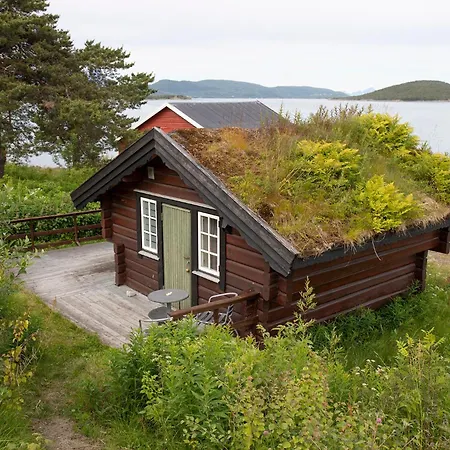 Pensionat Og Fjordcamping As 3*